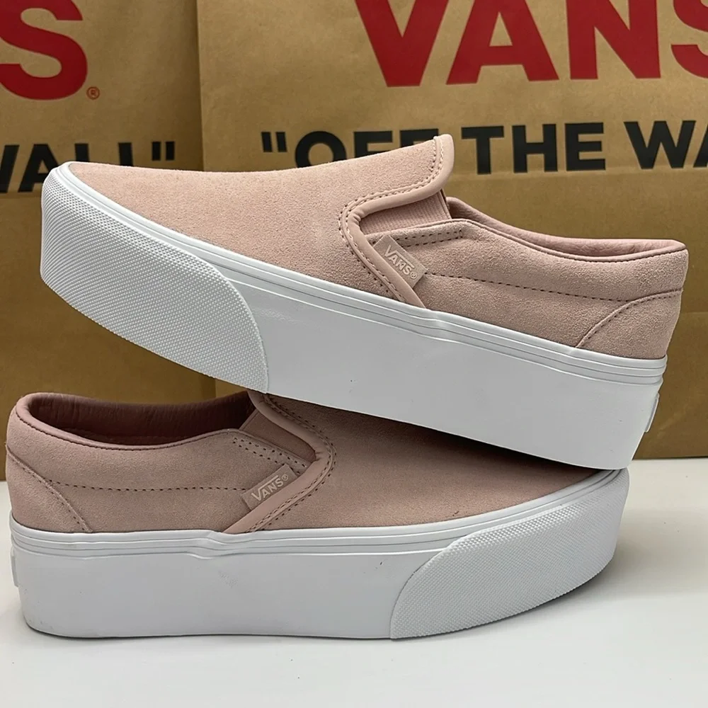 Vans WMNS Platform Sneakers Classic Slip-On Stackform Mono Embroidery Rose Smoke
